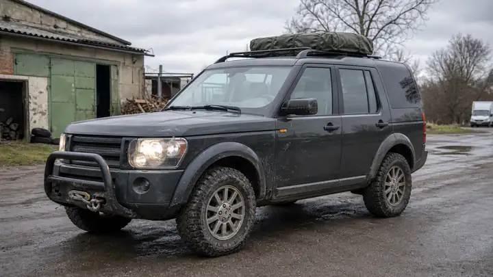 Реалістичний позашляховик для складних маршрутів